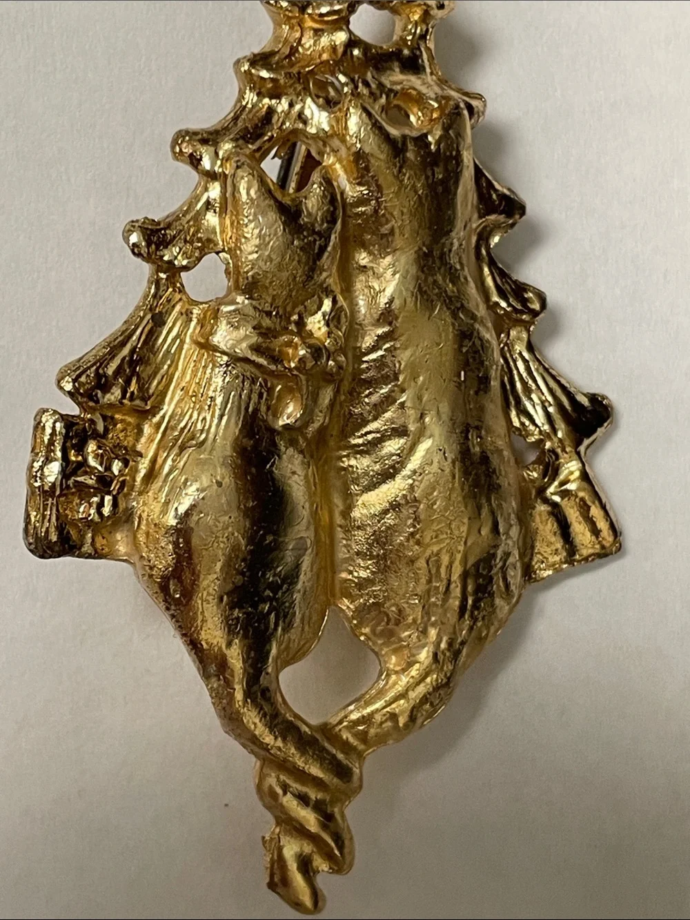 unmarked gold tone